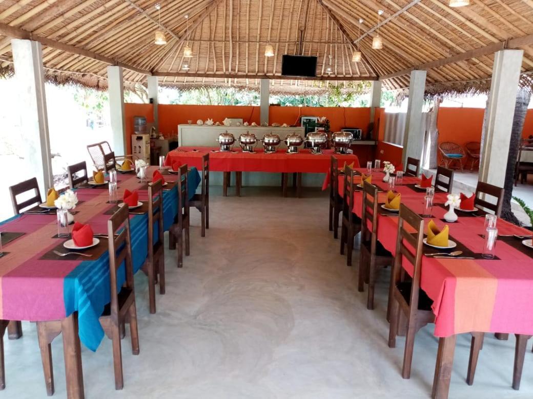 Cocodance Kitesurfing Resort Kalpitiya Exterior photo