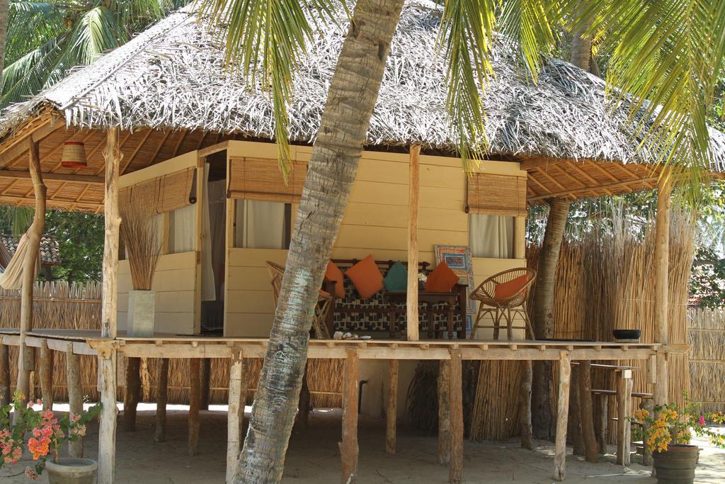 Cocodance Kitesurfing Resort Kalpitiya Exterior photo