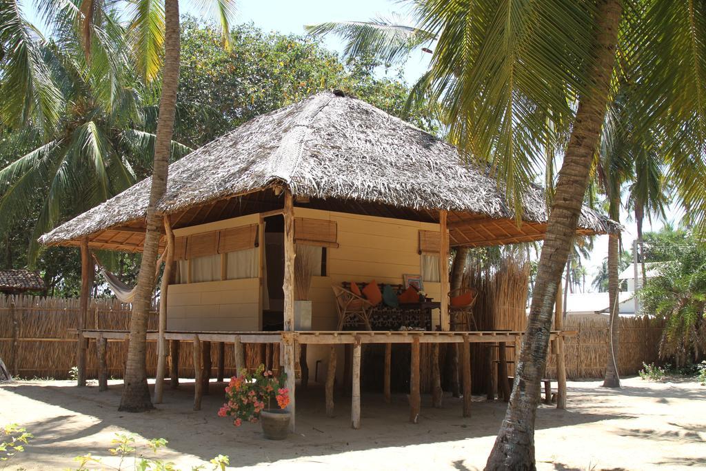 Cocodance Kitesurfing Resort Kalpitiya Exterior photo