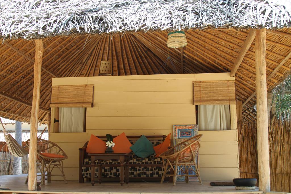 Cocodance Kitesurfing Resort Kalpitiya Exterior photo
