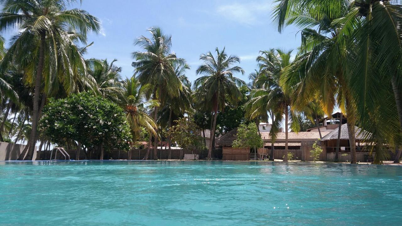 Cocodance Kitesurfing Resort Kalpitiya Exterior photo